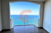 GE3438, Direct Seafront Furnished Apartment 