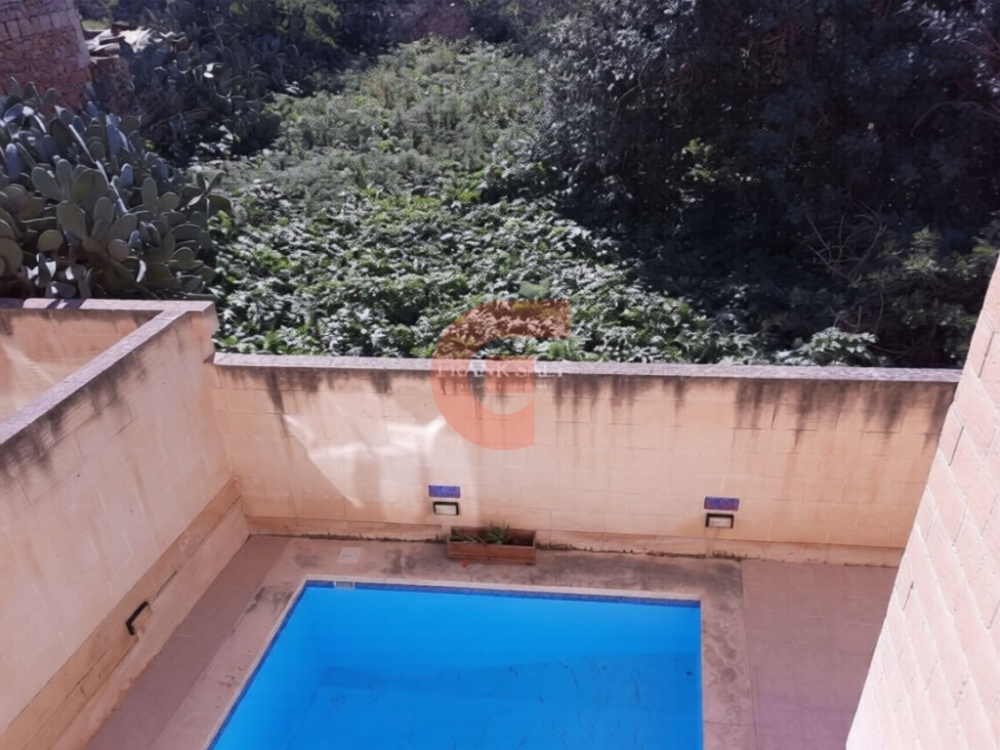 9a2c8265-4711-4e3a-8fa8-ccc180b105e1