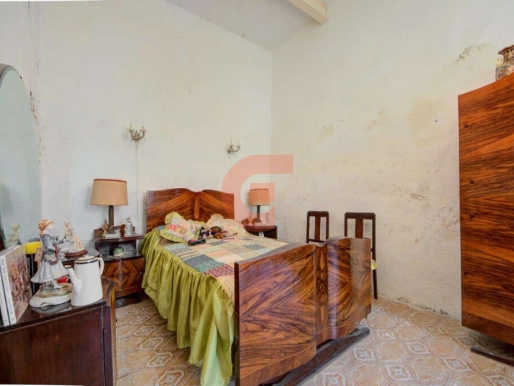 08283b03-e438-4396-a945-f9085133a573